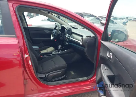 2021 Kia Forte Lxs из США, поврежденный, VIN 3KPF24ADXME310201